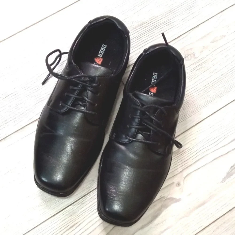 (36-3856) Deer Stags Dress Shoes  Sz 4